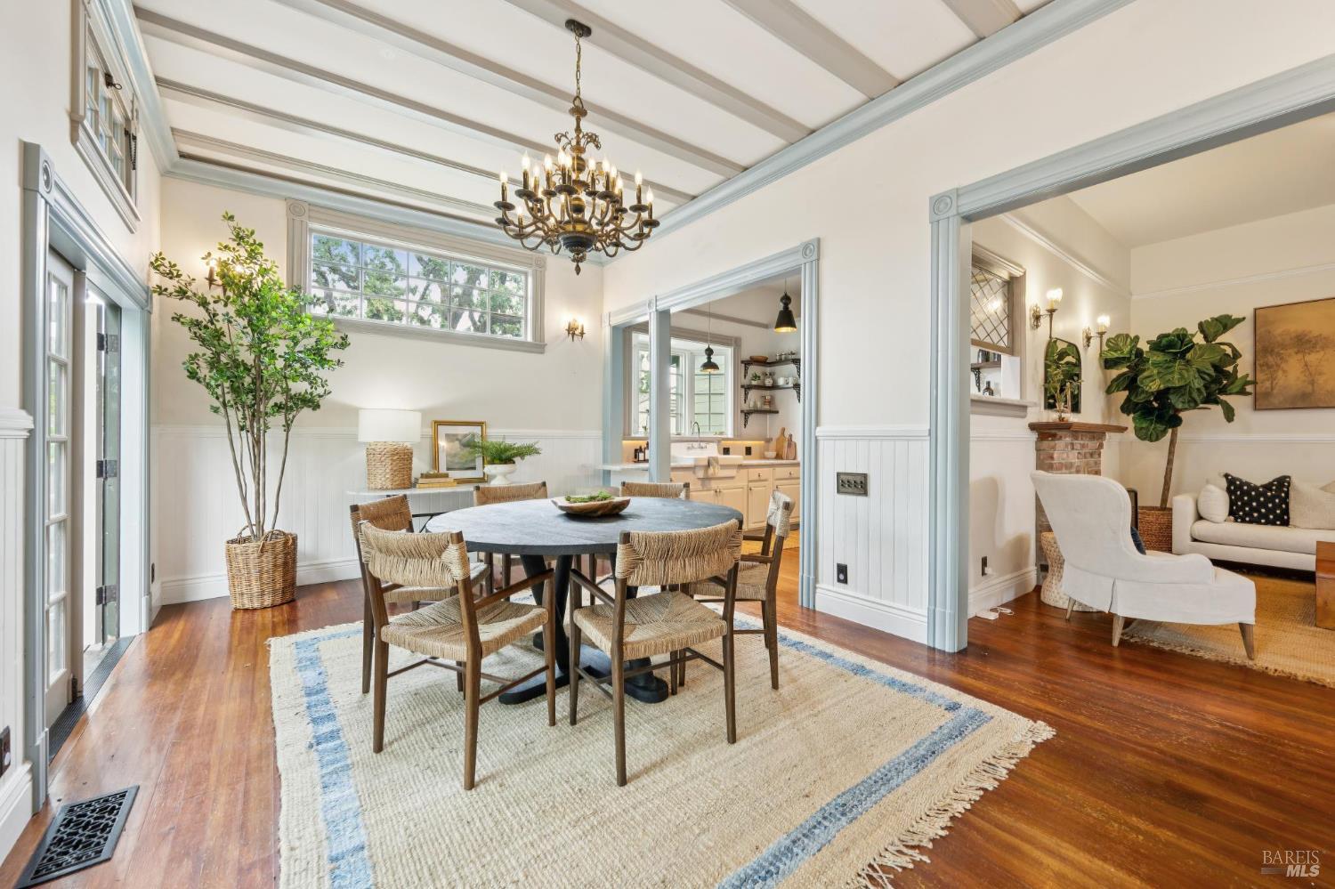 350 Linden Street Sonoma CA 95476