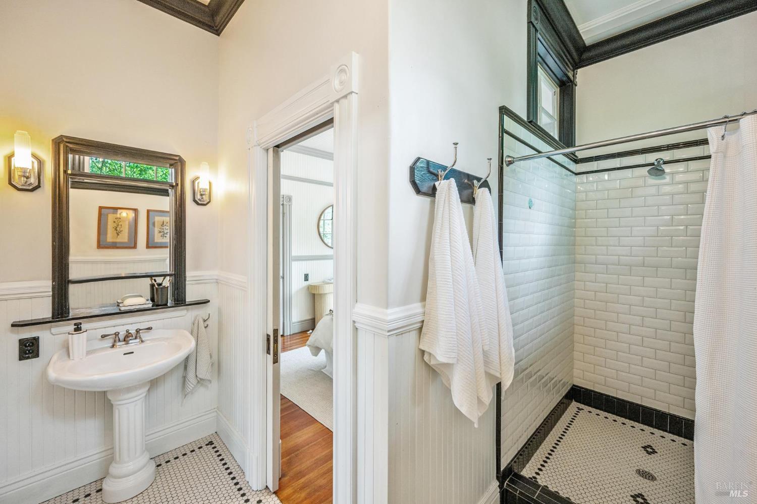 350 Linden Street Sonoma CA 95476
