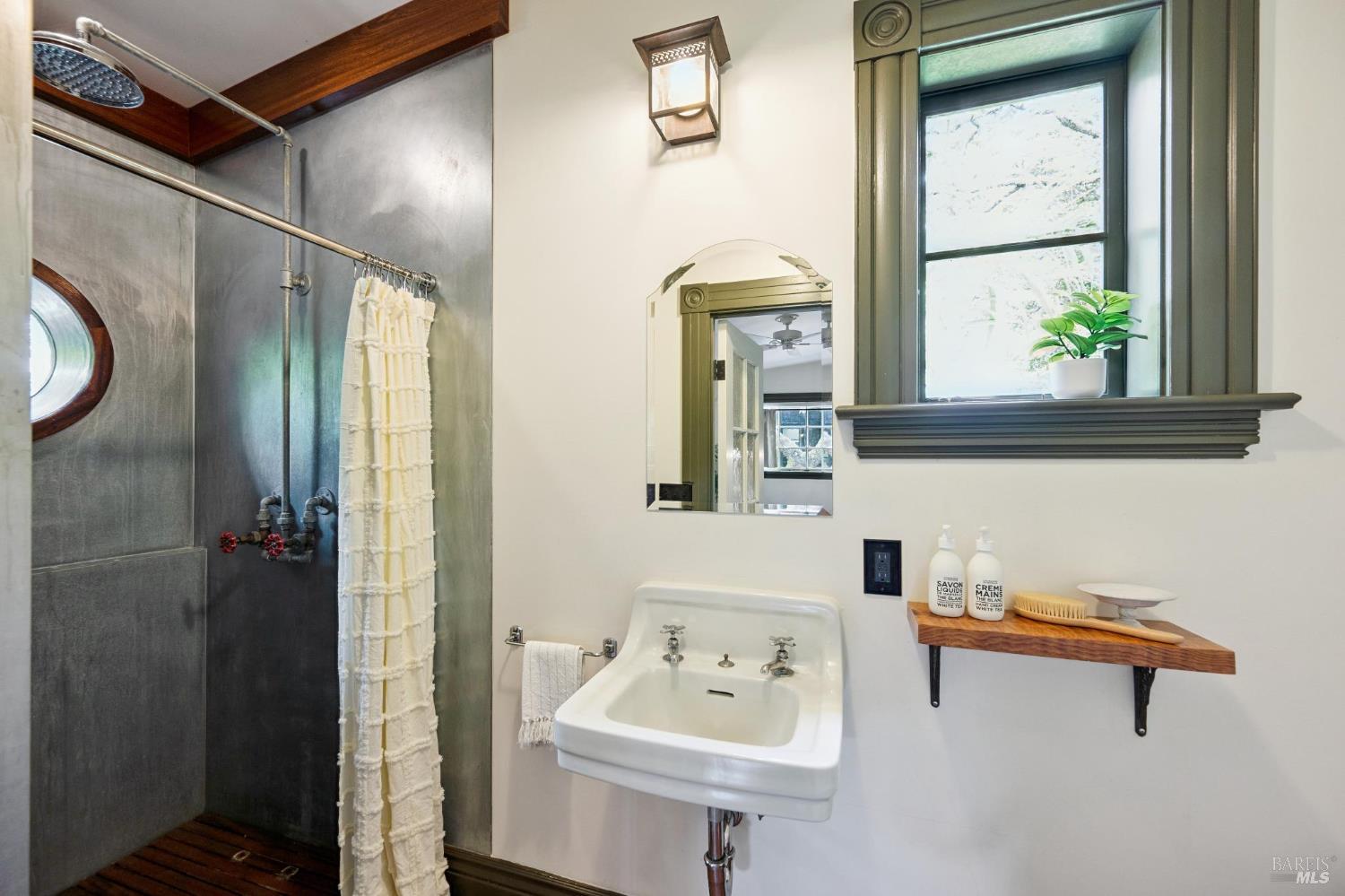350 Linden Street Sonoma CA 95476