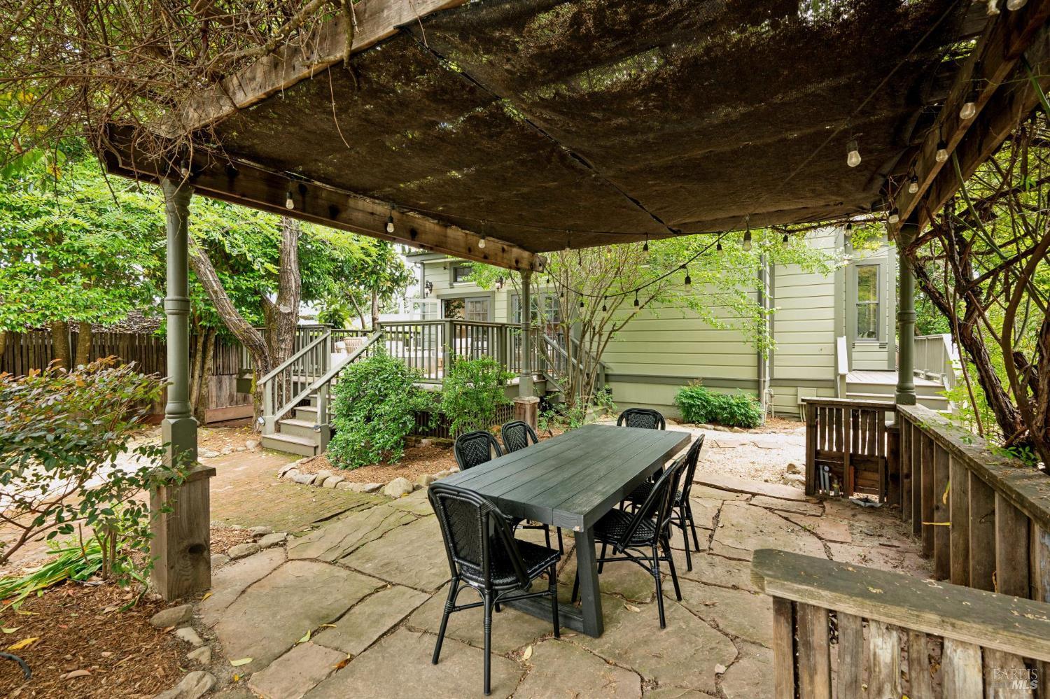 350 Linden Street Sonoma CA 95476