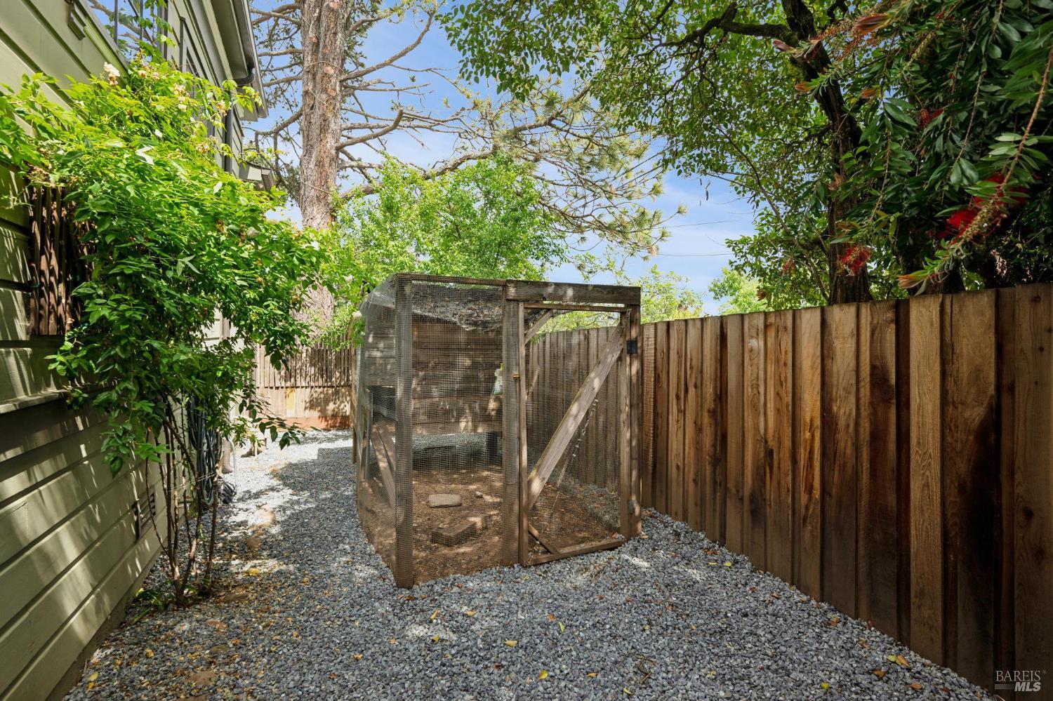 350 Linden Street Sonoma CA 95476