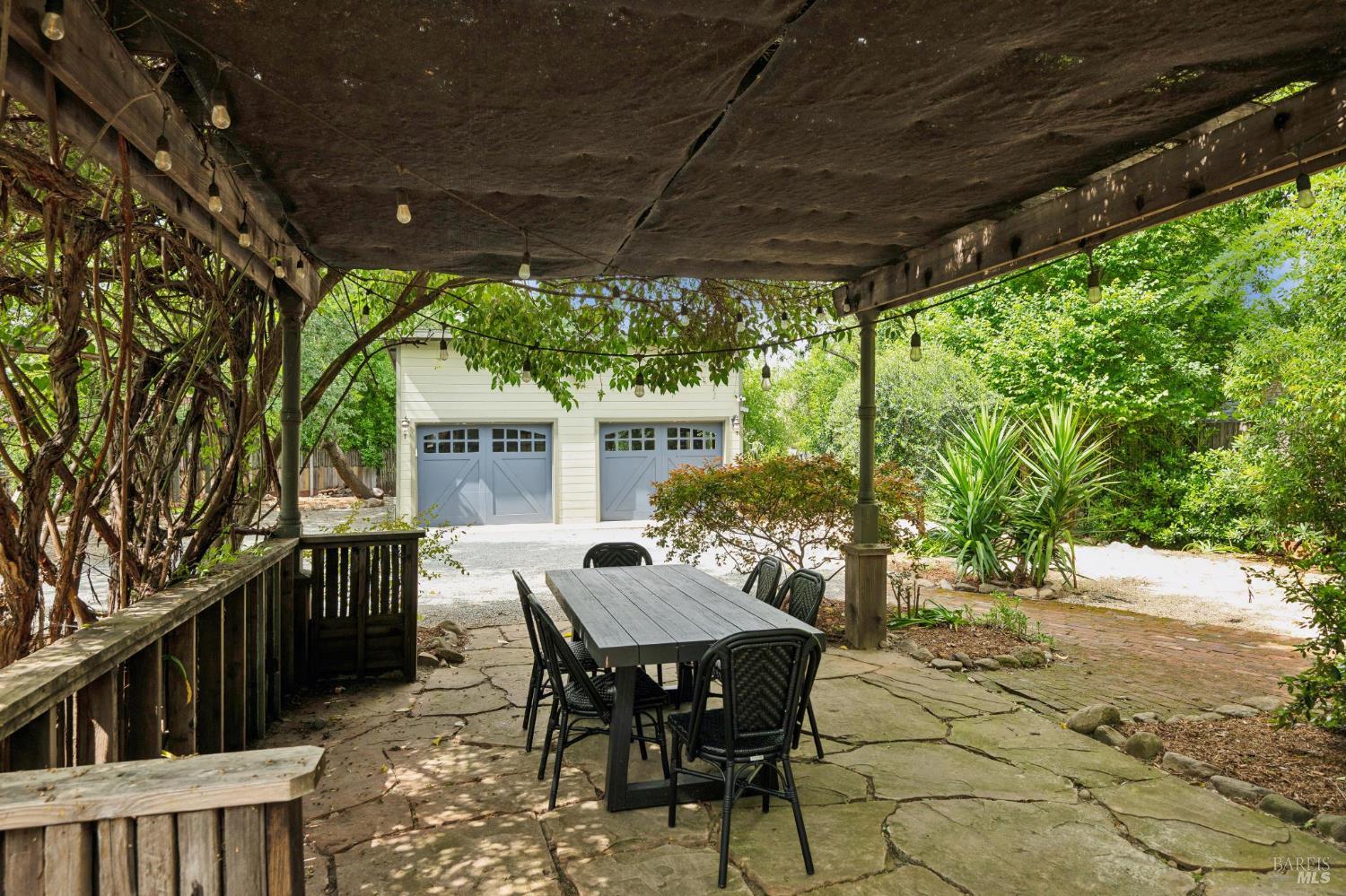 350 Linden Street Sonoma CA 95476