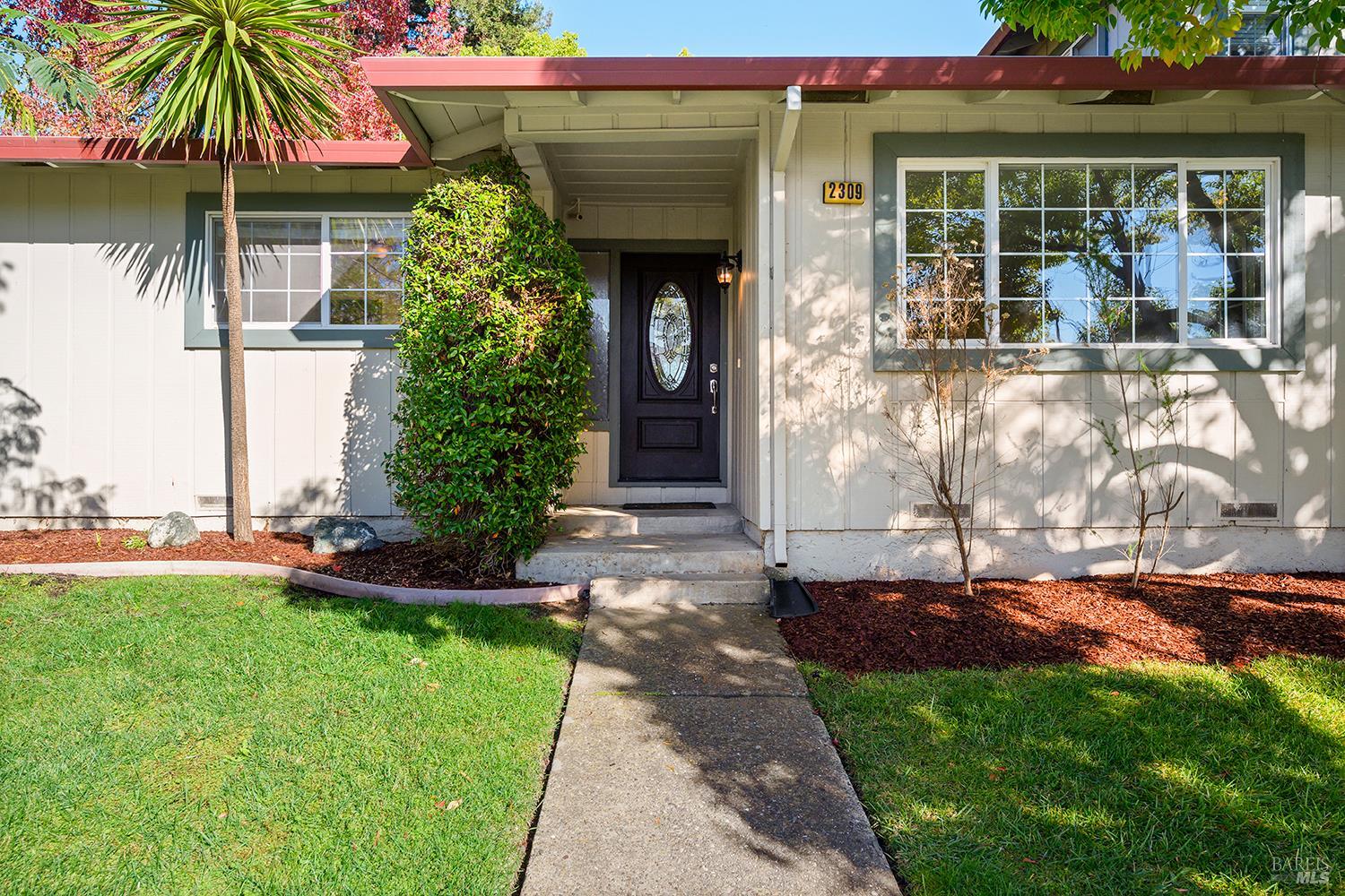 2309 Parkwood Court Santa Rosa CA 95409