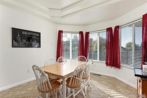 1648 Ronne Drive Santa Rosa CA 95404
