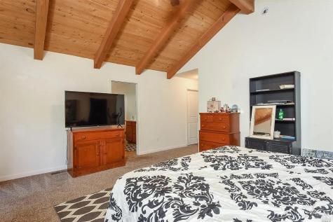1648 Ronne Drive Santa Rosa CA 95404