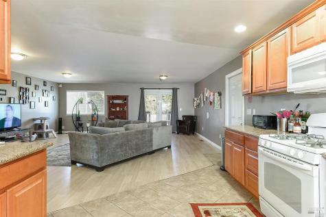 1648 Ronne Drive Santa Rosa CA 95404