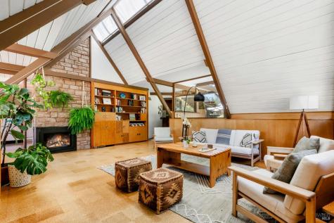 2140 Hyland Court Santa Rosa CA 95404