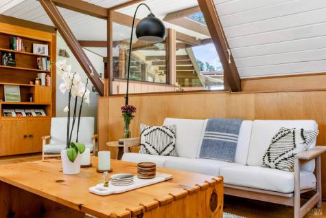 2140 Hyland Court Santa Rosa CA 95404