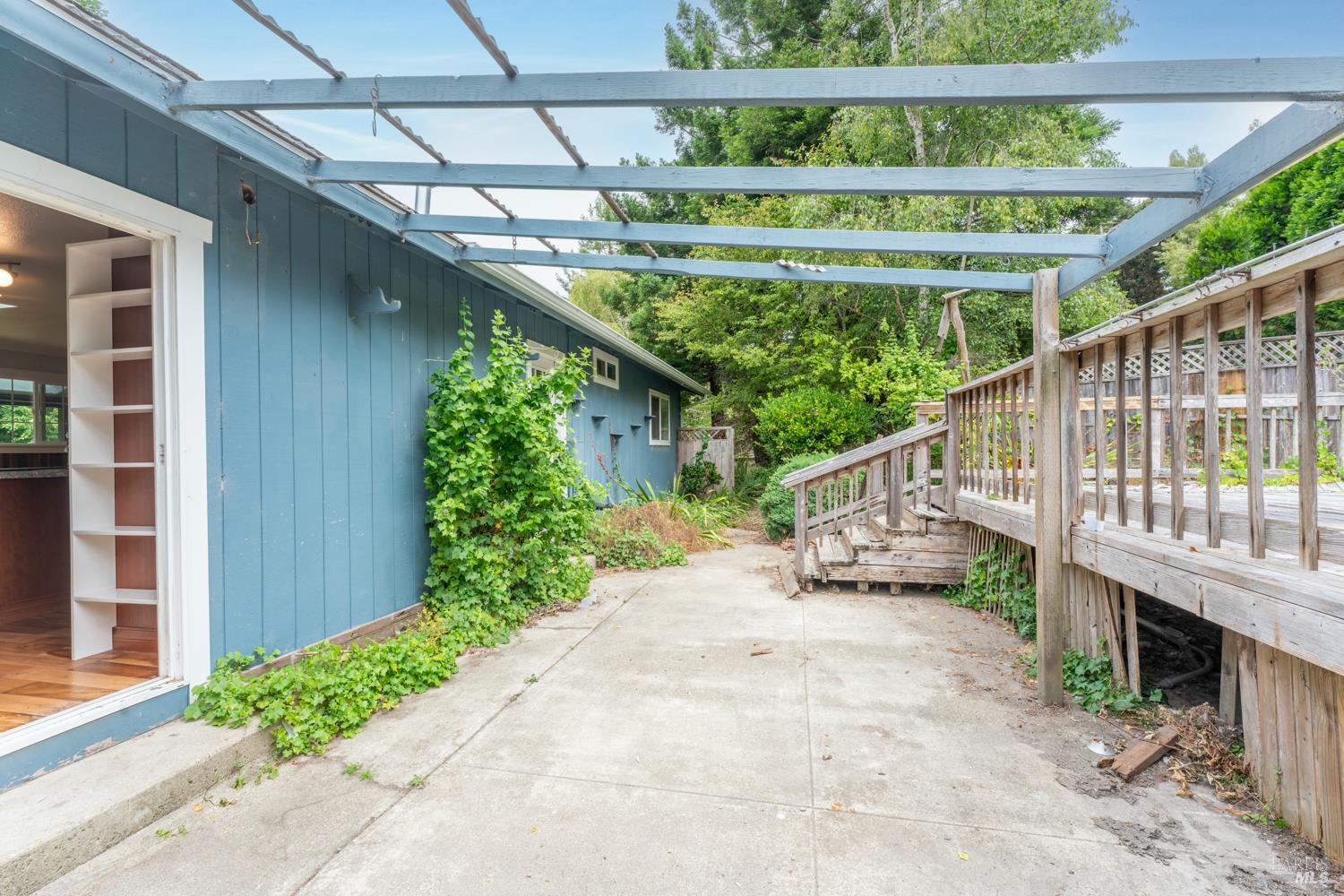 30550 Turner Road Fort Bragg CA 95437