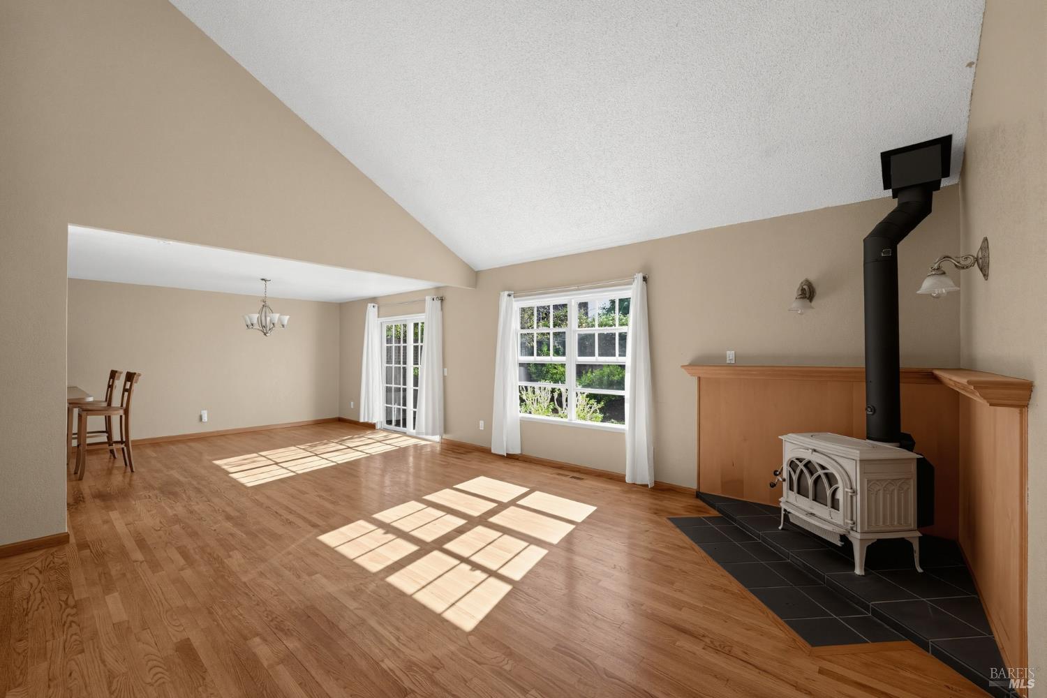 7612 Melody Drive Rohnert Park CA 94928