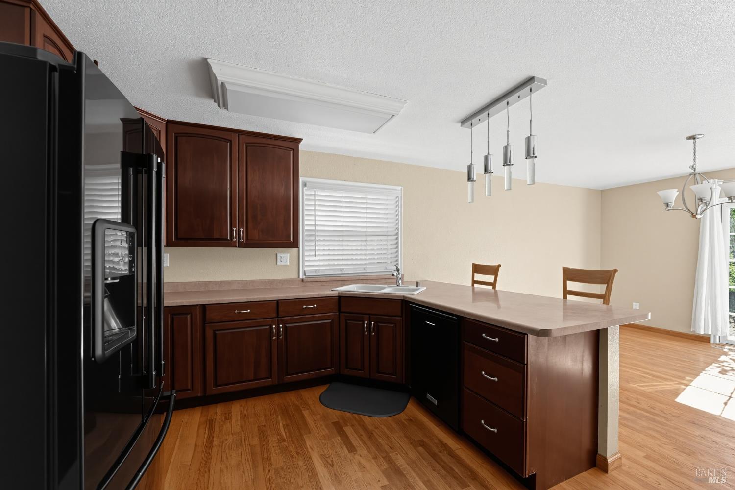 7612 Melody Drive Rohnert Park CA 94928