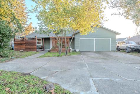 3532 Chanate Road Santa Rosa CA 95404