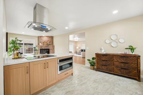 2314 Olympia Drive Santa Rosa CA 95405