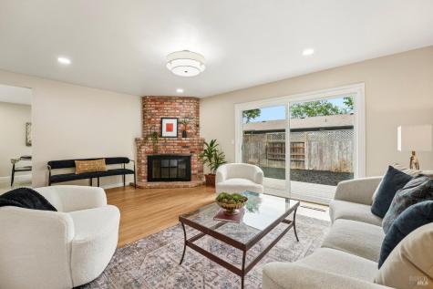 2314 Olympia Drive Santa Rosa CA 95405