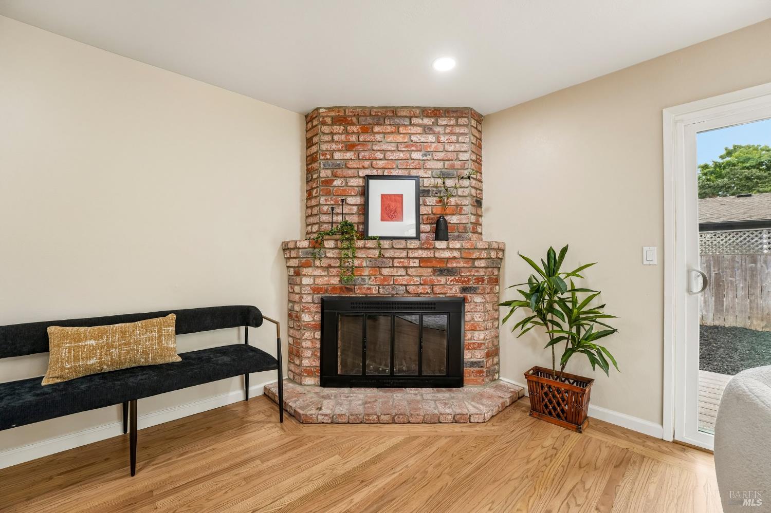 2314 Olympia Drive Santa Rosa CA 95405