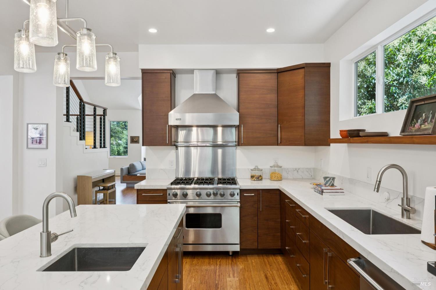 30 Oak Knoll Drive San Anselmo CA 94960