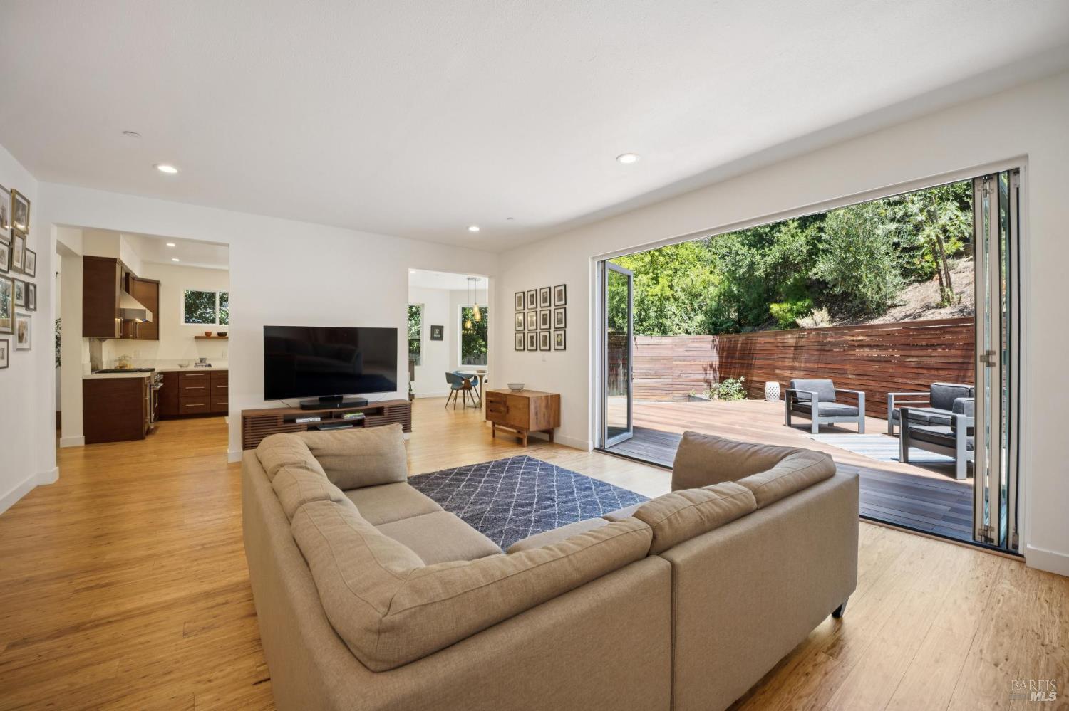 30 Oak Knoll Drive San Anselmo CA 94960