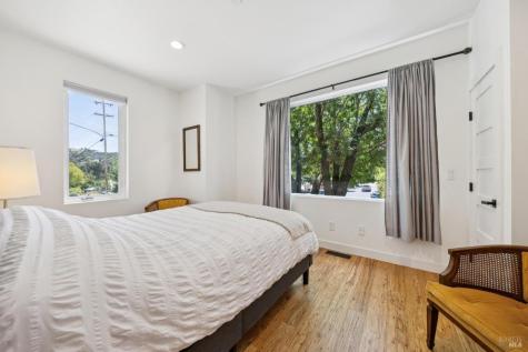 30 Oak Knoll Drive San Anselmo CA 94960