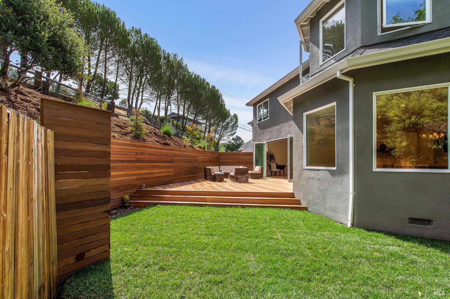 30 Oak Knoll Drive San Anselmo CA 94960