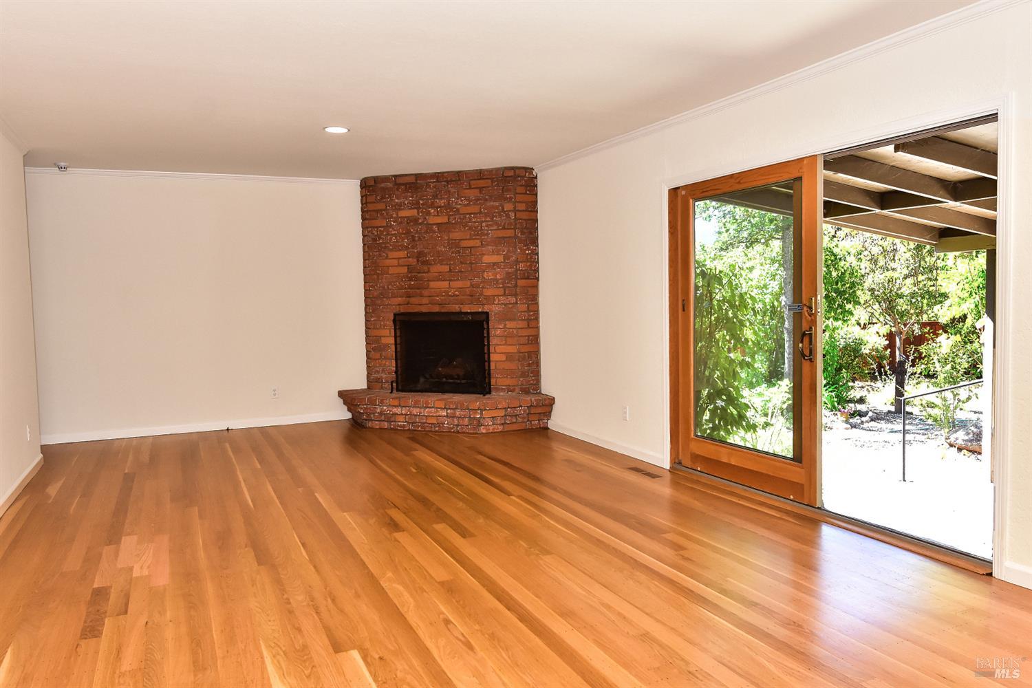 16398 La Grama Street Sonoma CA 95476