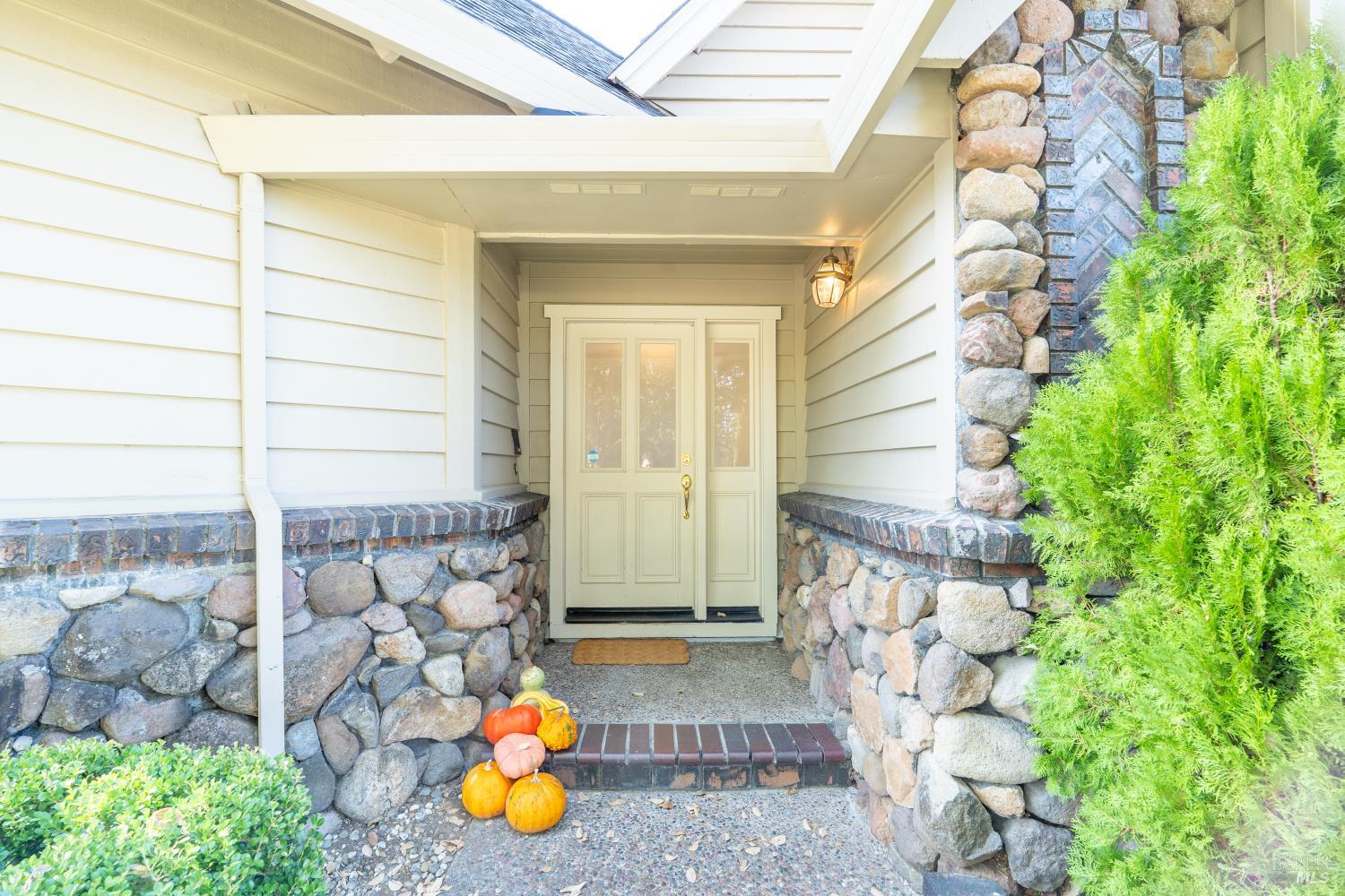 1558 Centennial Circle Calistoga CA 94515