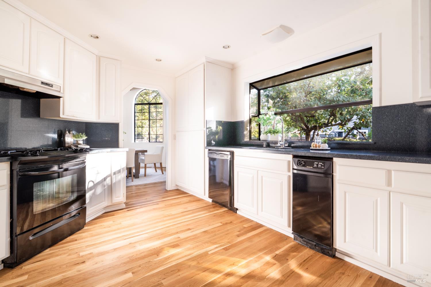 1558 Centennial Circle Calistoga CA 94515