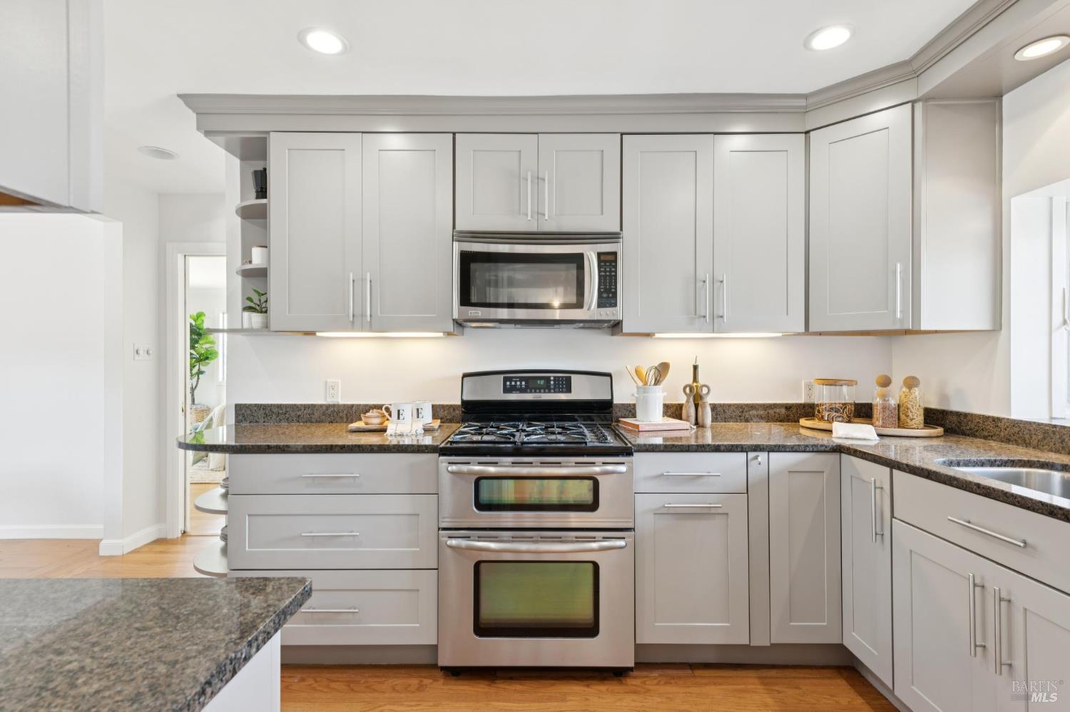 404 Vendola Drive San Rafael CA 94903