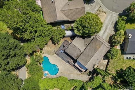 715 Placer Court Santa Rosa CA 95401