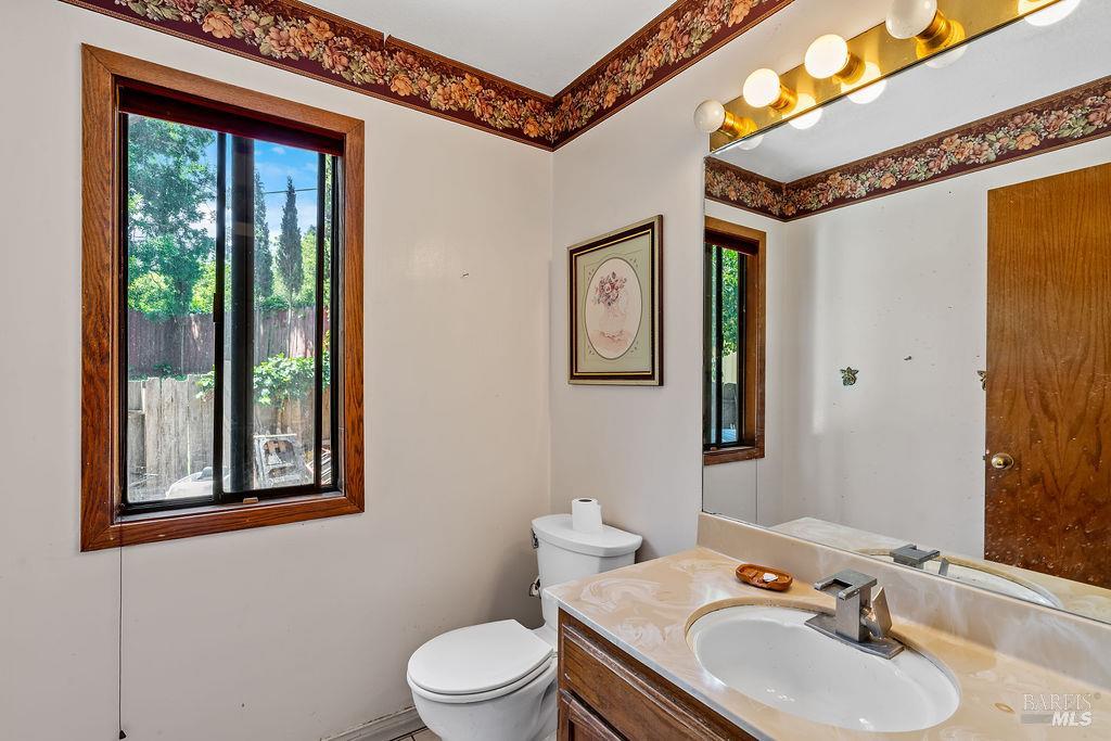 715 Placer Court Santa Rosa CA 95401