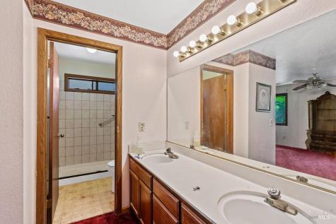 715 Placer Court Santa Rosa CA 95401
