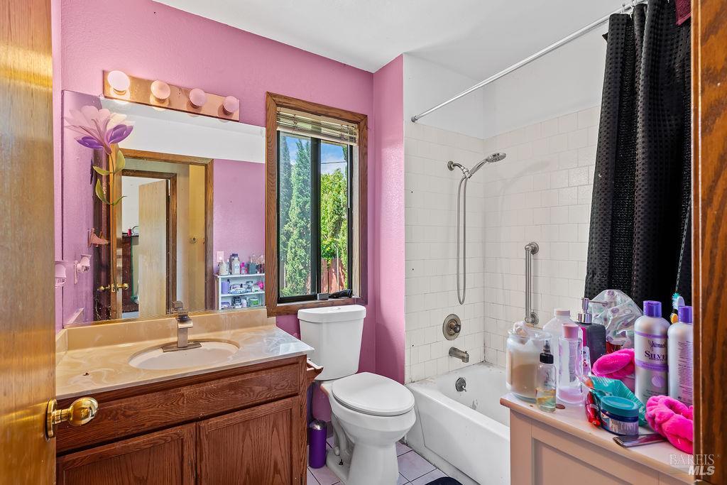 715 Placer Court Santa Rosa CA 95401