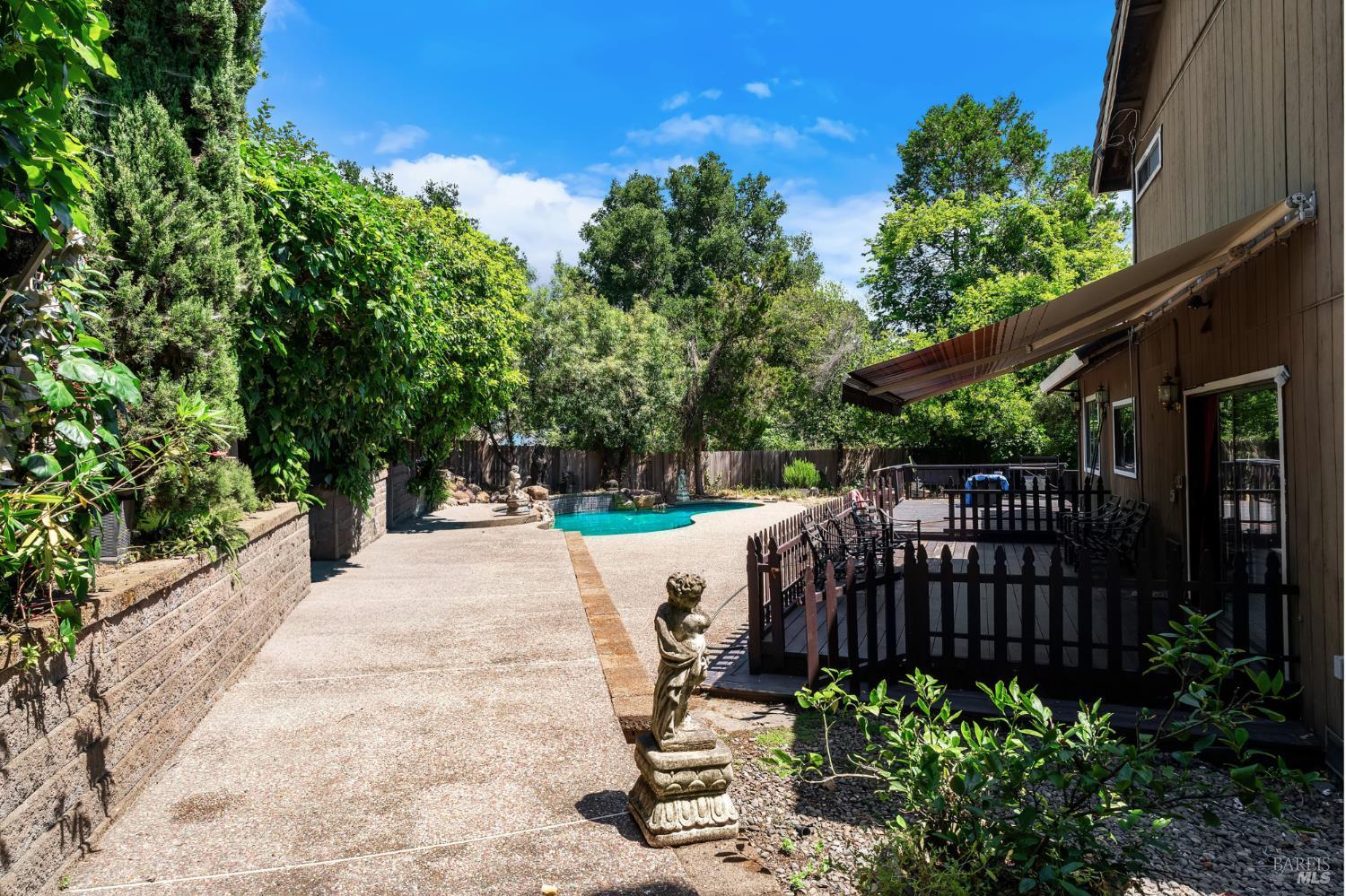 715 Placer Court Santa Rosa CA 95401