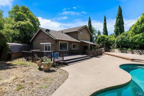 715 Placer Court Santa Rosa CA 95401