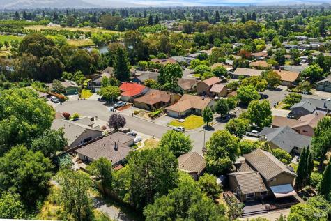 715 Placer Court Santa Rosa CA 95401