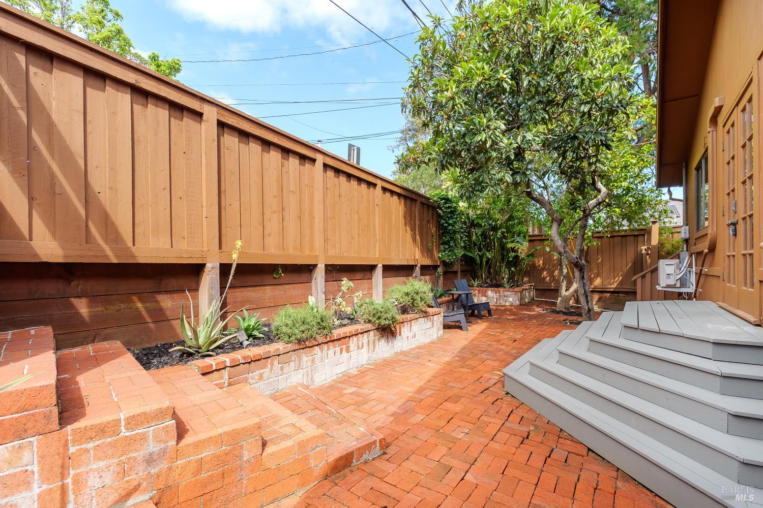 21 Woods Street San Rafael CA 94901