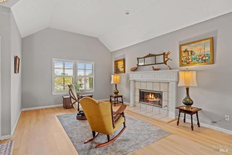 6287 Meadowbreeze Court Santa Rosa CA 95409