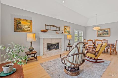 6287 Meadowbreeze Court Santa Rosa CA 95409