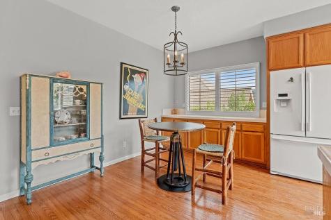 6287 Meadowbreeze Court Santa Rosa CA 95409