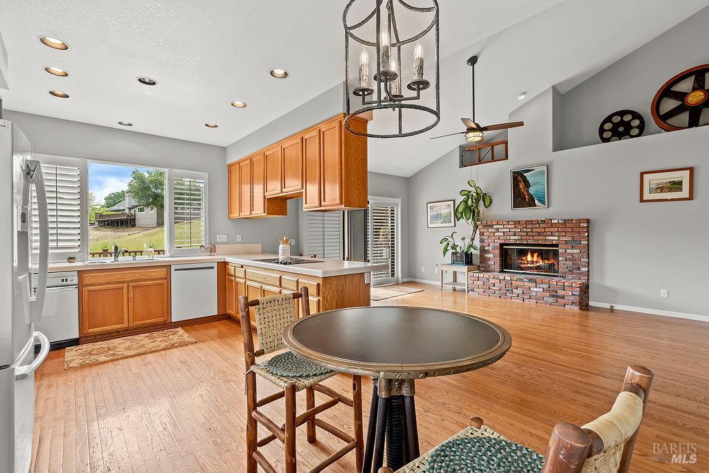 6287 Meadowbreeze Court Santa Rosa CA 95409