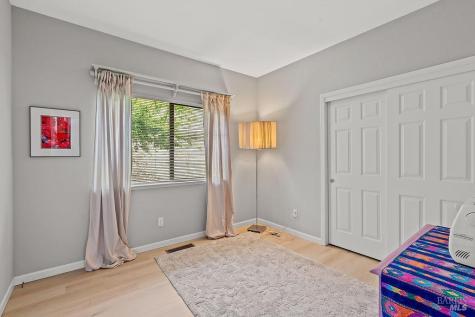 6287 Meadowbreeze Court Santa Rosa CA 95409