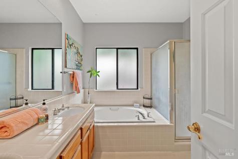6287 Meadowbreeze Court Santa Rosa CA 95409