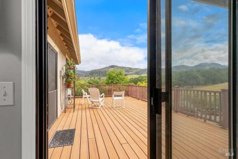6287 Meadowbreeze Court Santa Rosa CA 95409