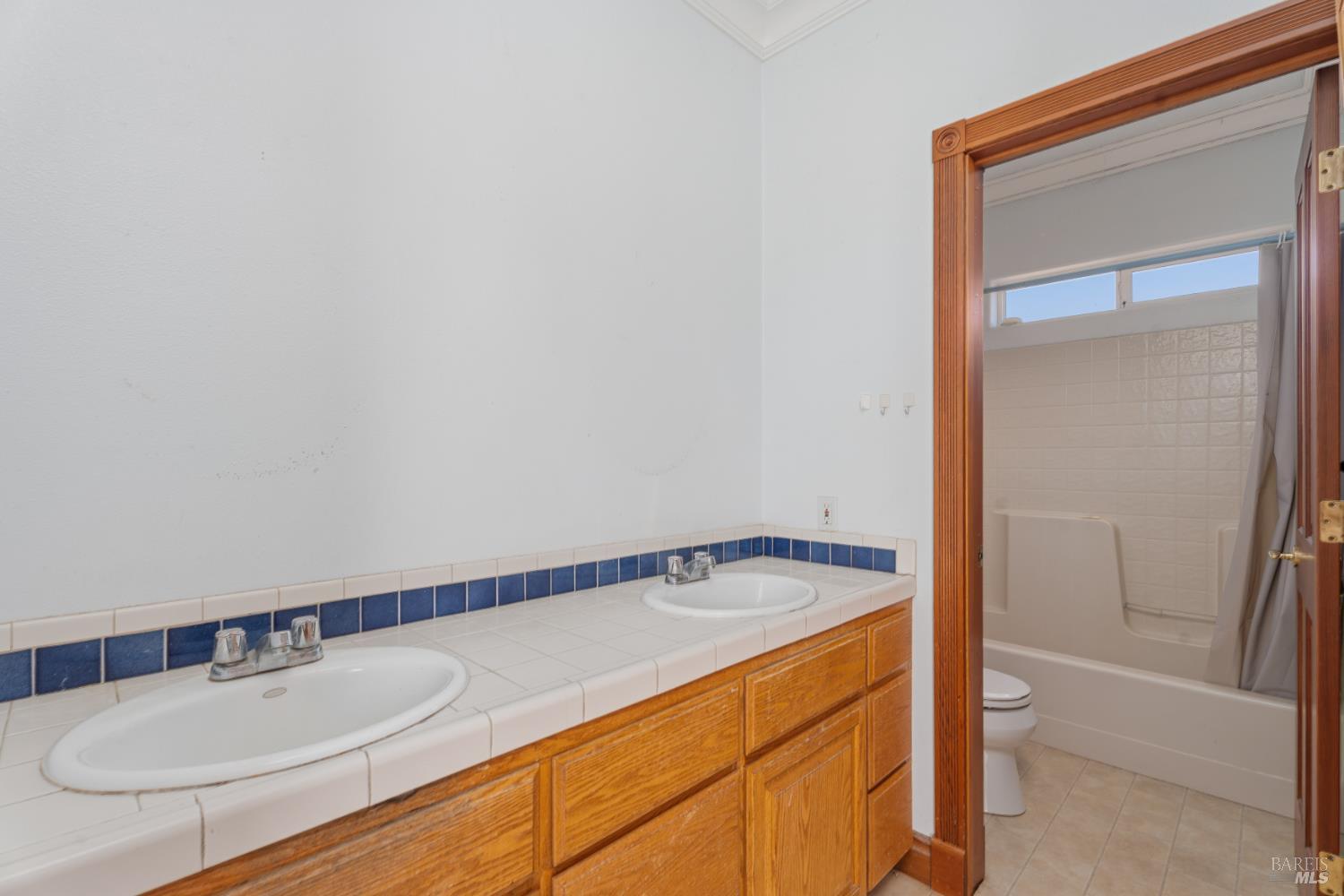 501 Laughlin Way Redwood Valley CA 95470