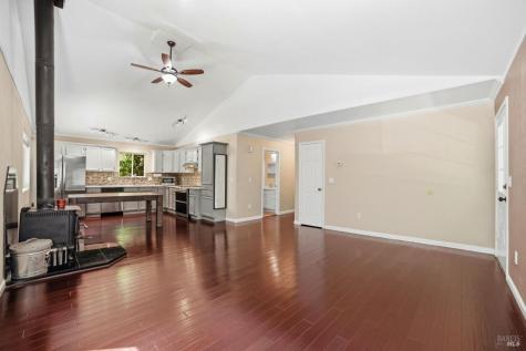 14920 Willow Road Guerneville CA 95446