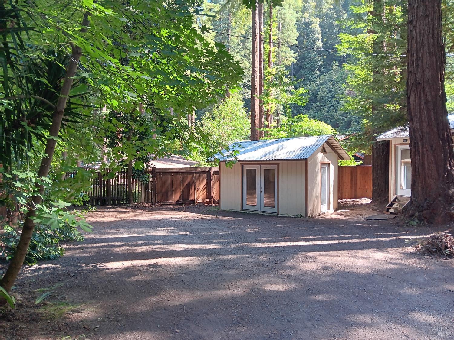 15543 Canyon 3 Road Guerneville CA 95446