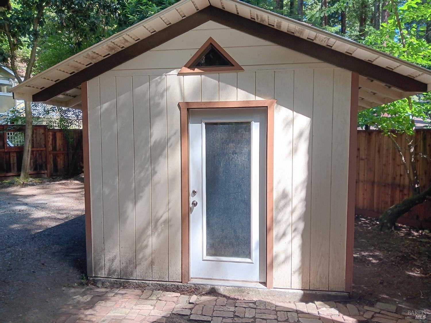 15543 Canyon 3 Road Guerneville CA 95446