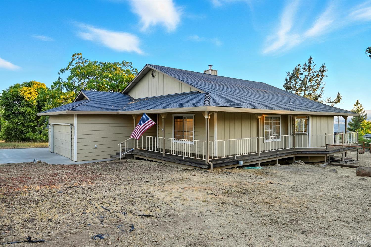 19231 Ravenhill Road Hidden Valley Lake CA 95467