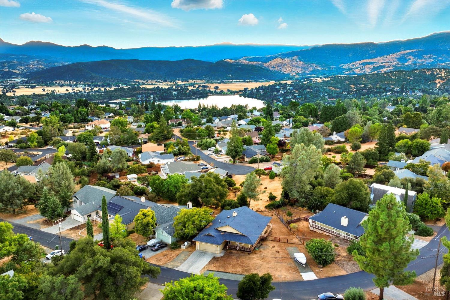 19231 Ravenhill Road Hidden Valley Lake CA 95467