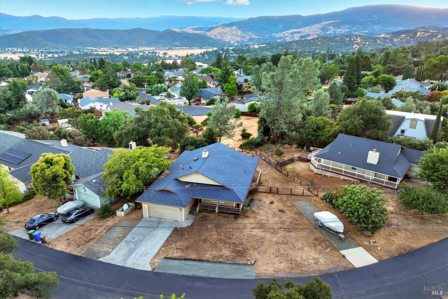 19231 Ravenhill Road Hidden Valley Lake CA 95467