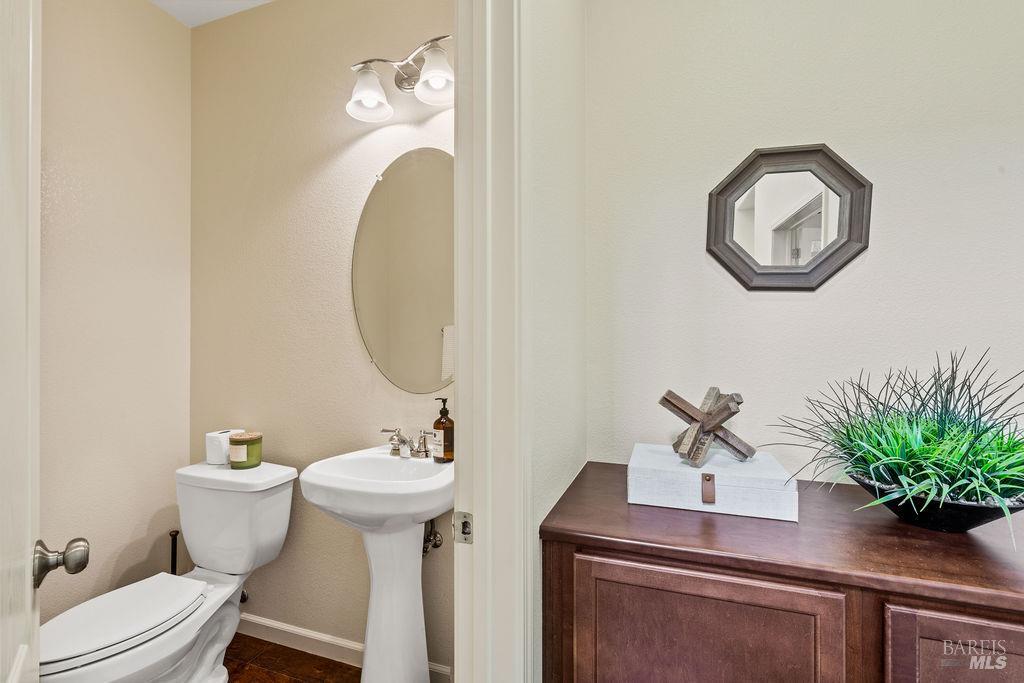 1934 Verbena Drive Santa Rosa CA 95404